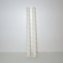 Load image into Gallery viewer, Harlow roped candlestick (set of 2 - Ivory)
