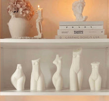 Load image into Gallery viewer, Niki Candle (Olive)
