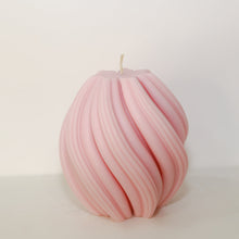 Load image into Gallery viewer, Maxwell Swirl Candle (Pink)
