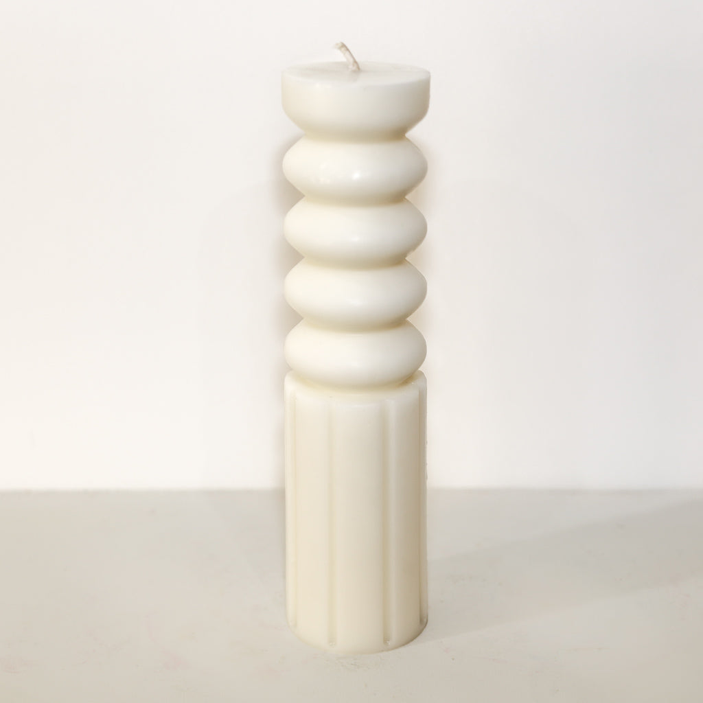 Natalie Sculpture Candle (White)