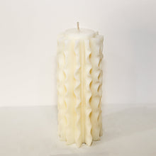 Load image into Gallery viewer, Poppy Frills Candle (Olive)
