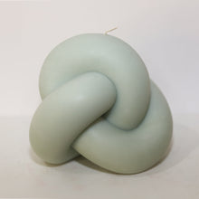 Load image into Gallery viewer, The Infinity Knot Candle (Blue)
