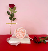 Load image into Gallery viewer, Large Rose Candle
